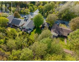 41 Hillview Drive thumbnail 9