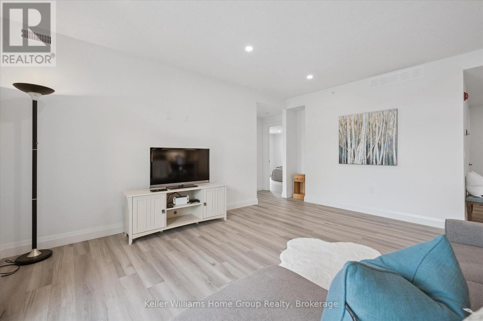 #203 99B FARLEY ROAD - 23