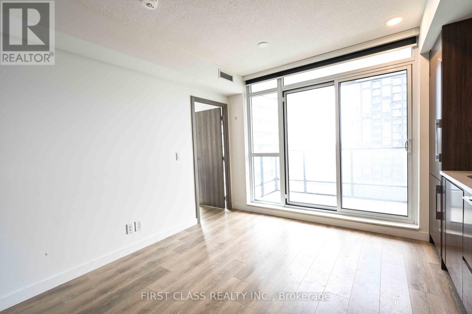 #3907 38 WIDMER STREET - 3