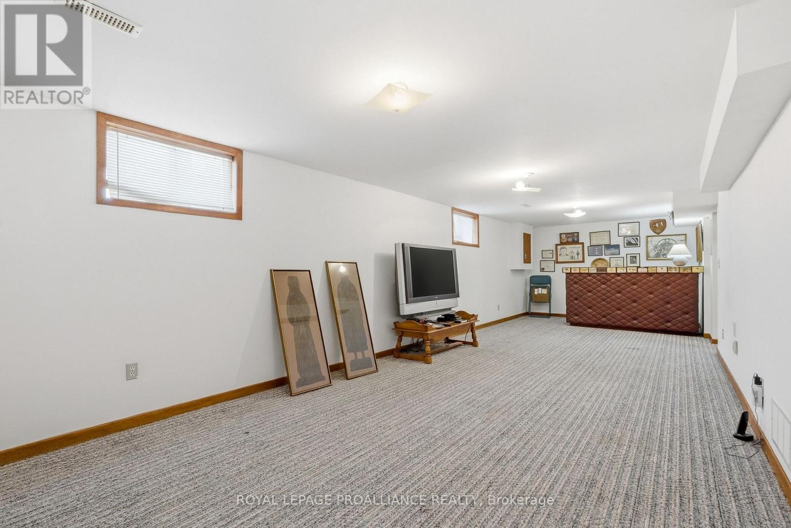 125 TRACEY PARK DRIVE - 39