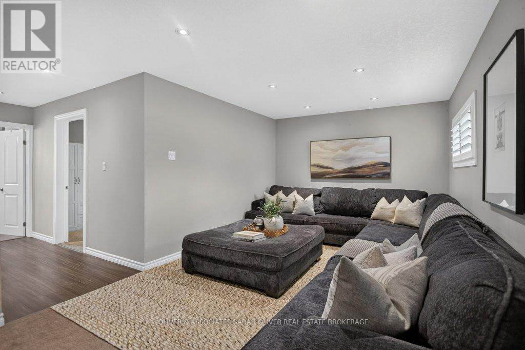 24 FIELD ROAD - 24