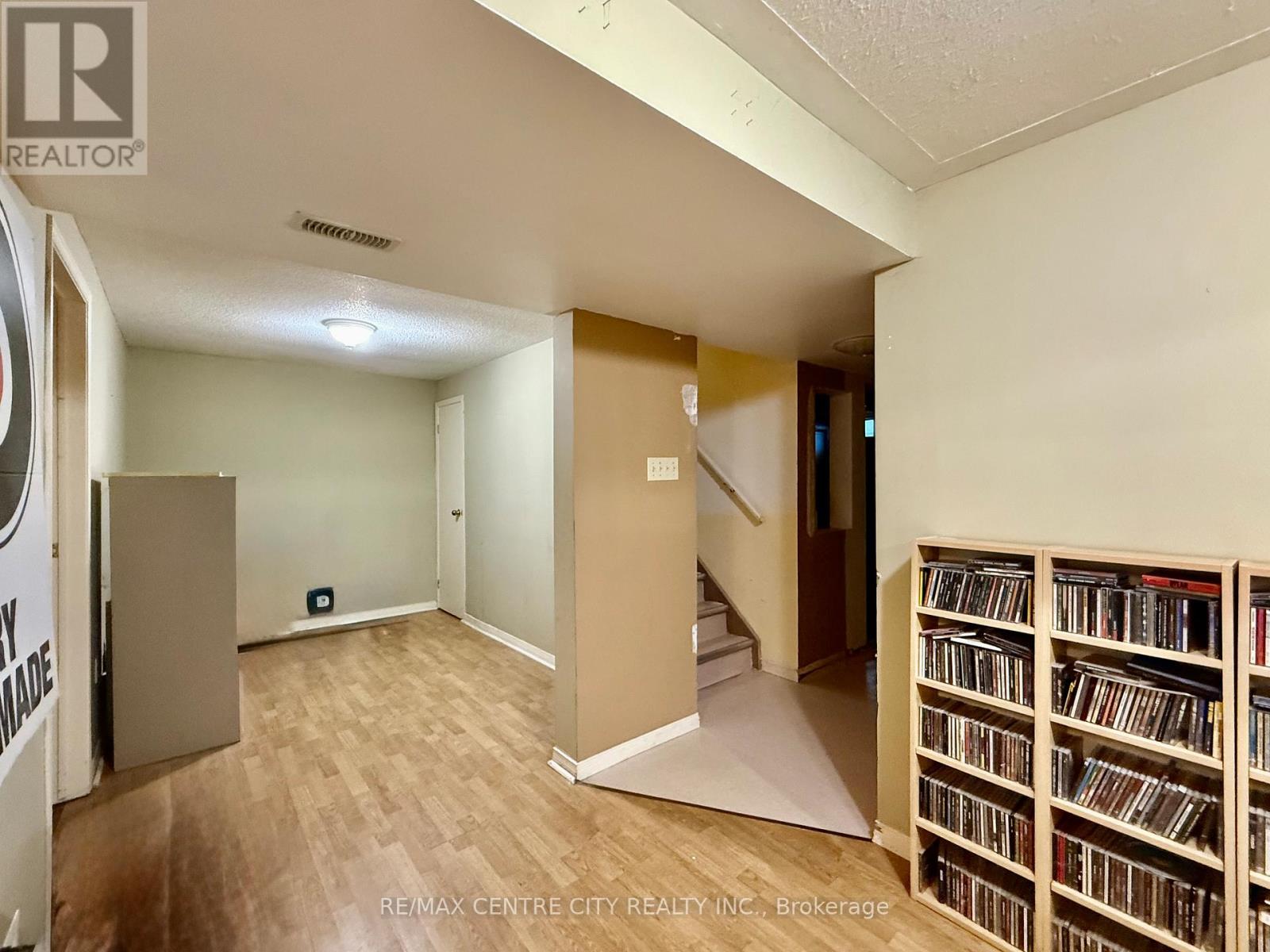 228 POCHARD LANE - 15