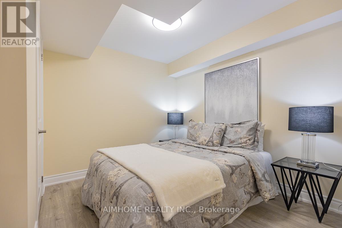 246 THOMAS PHILLIPS DRIVE - 32