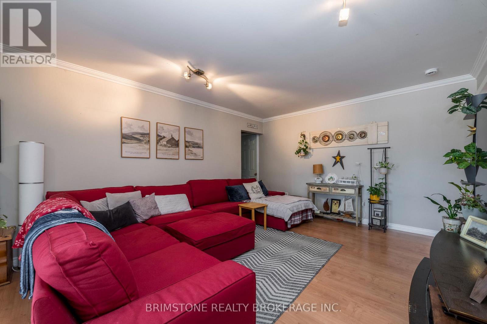 24 BRENTWOOD ROAD - 18