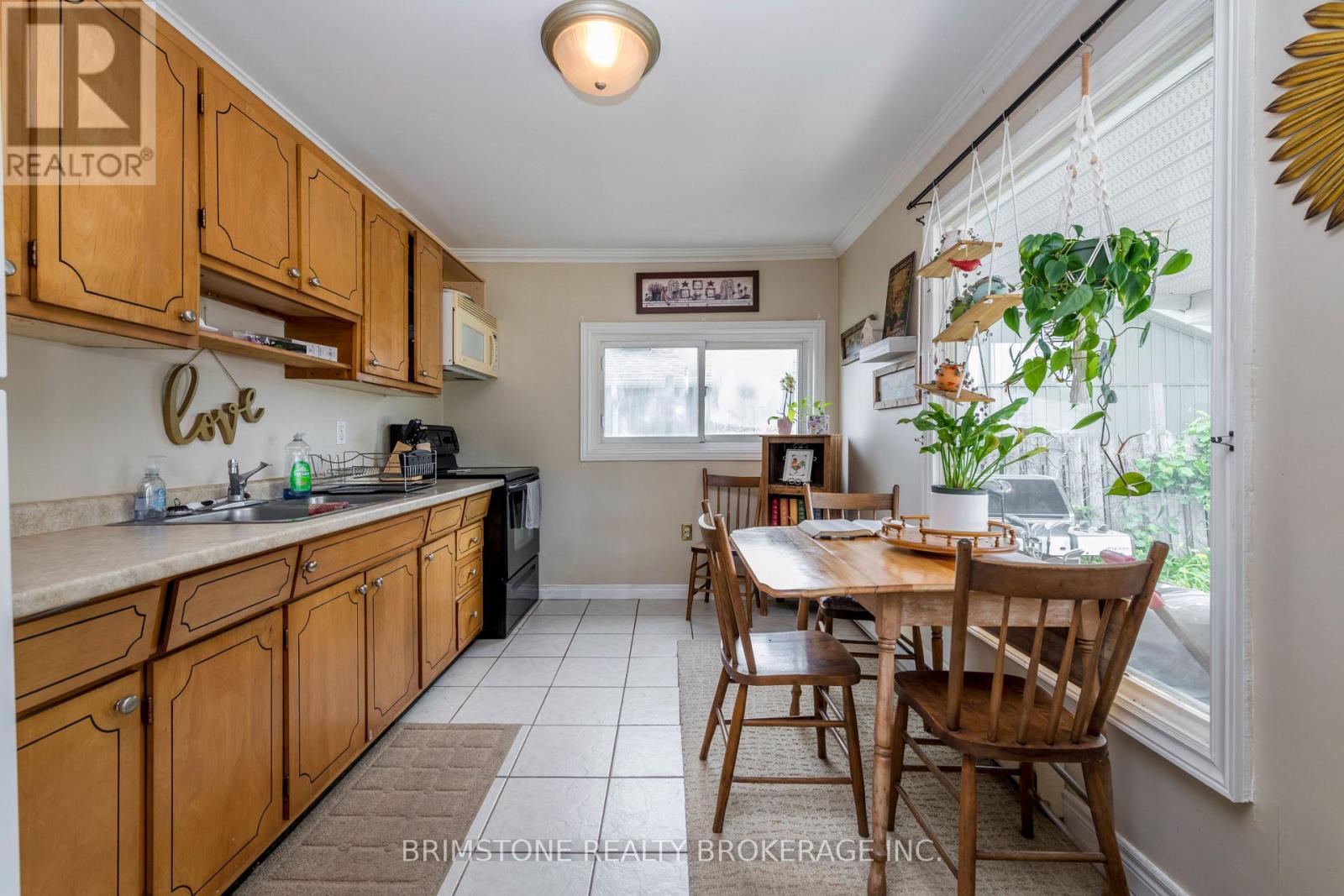 24 BRENTWOOD ROAD - 22