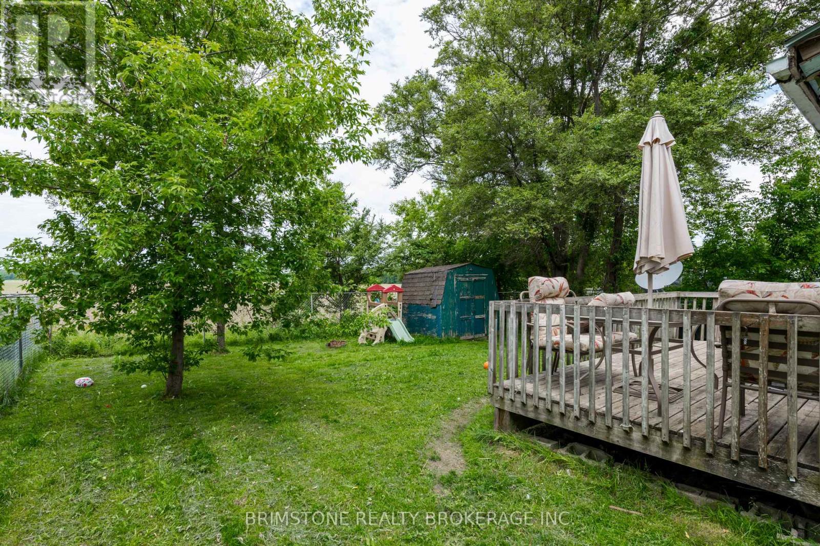 24 BRENTWOOD ROAD - 28