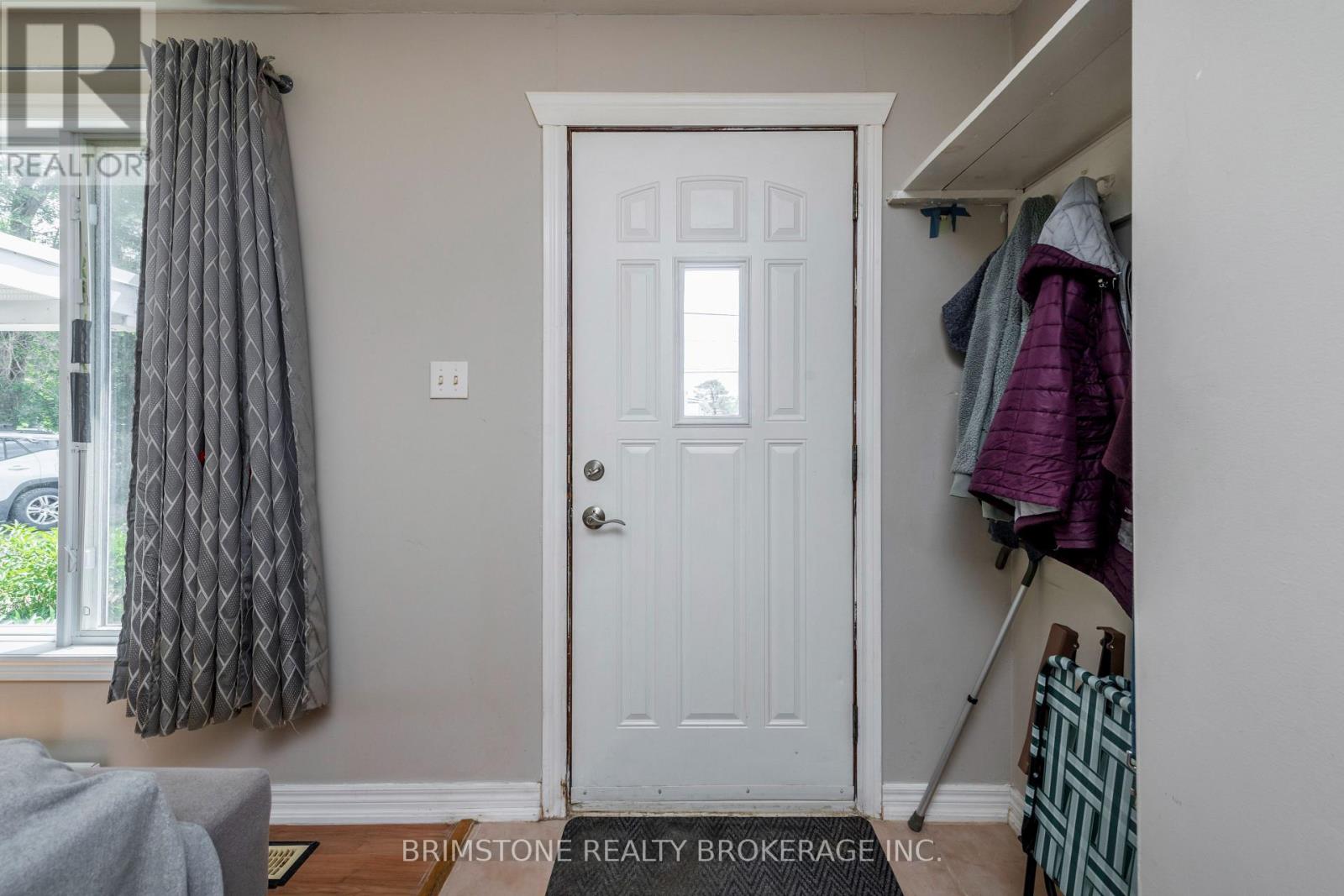 24 BRENTWOOD ROAD - 3