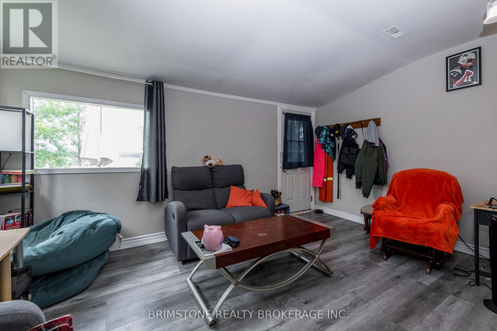24 BRENTWOOD ROAD - 30