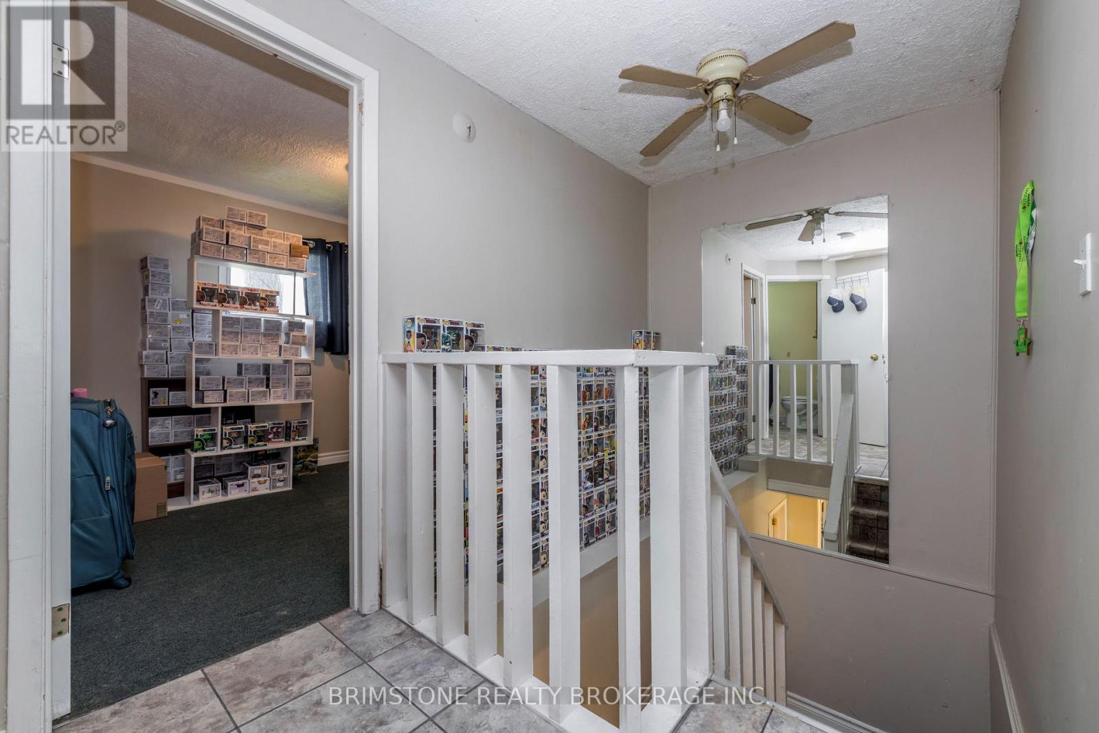 24 BRENTWOOD ROAD - 38