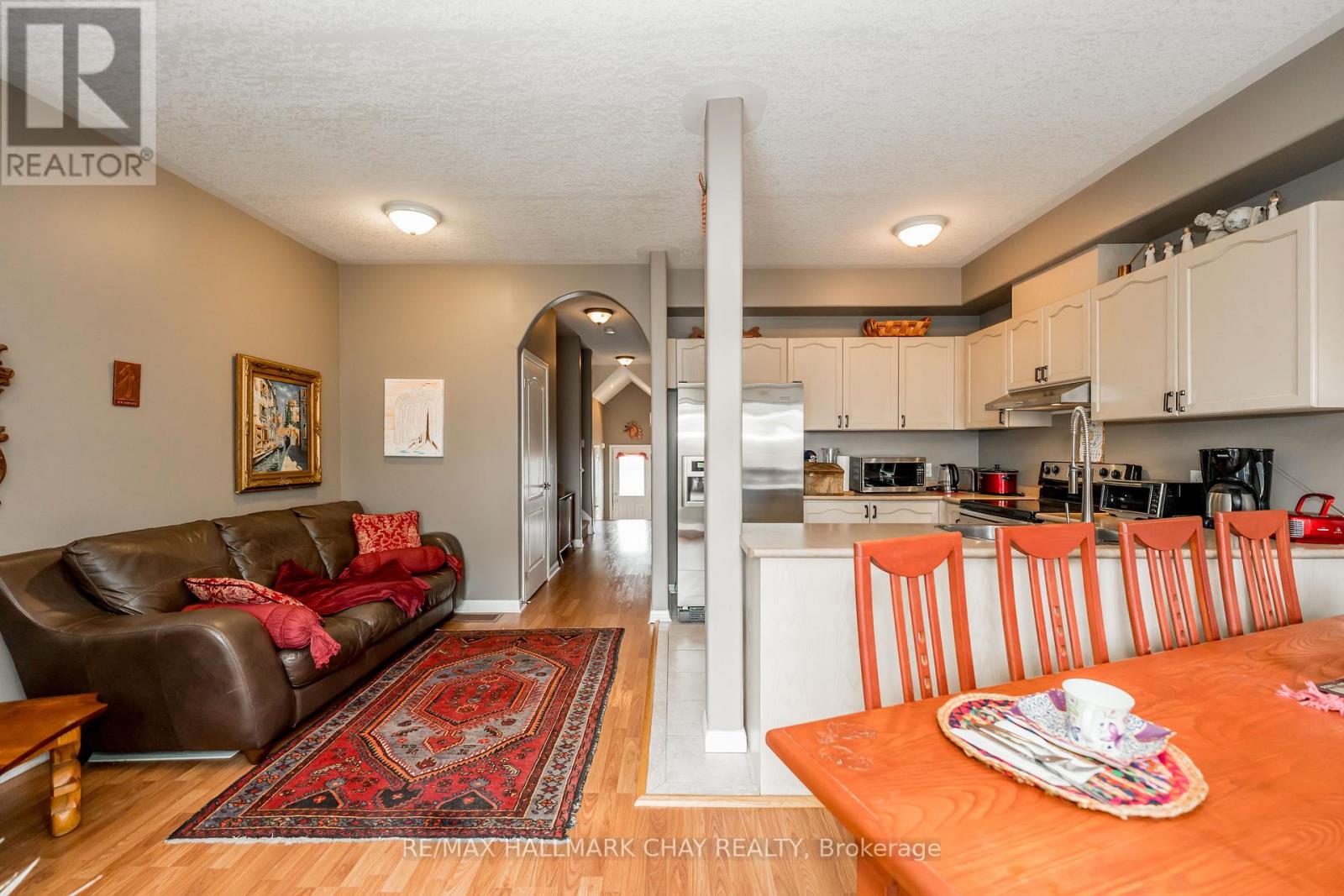 #9 488 YONGE STREET - 11