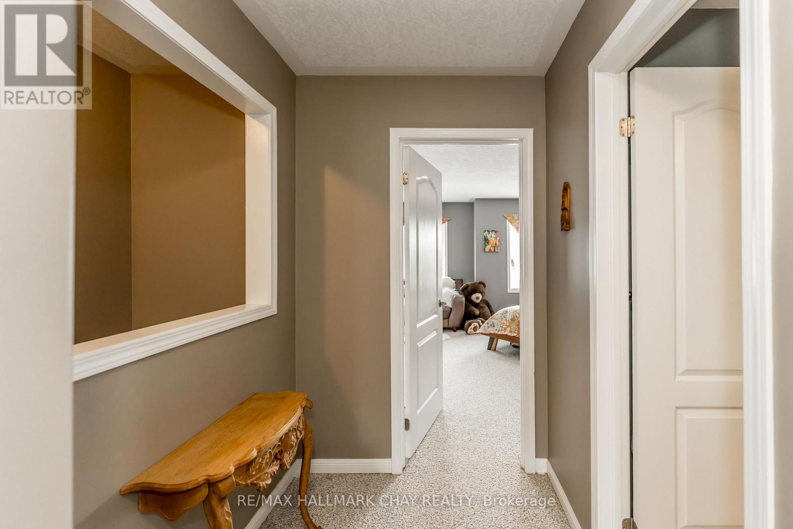 #9 488 YONGE STREET - 12