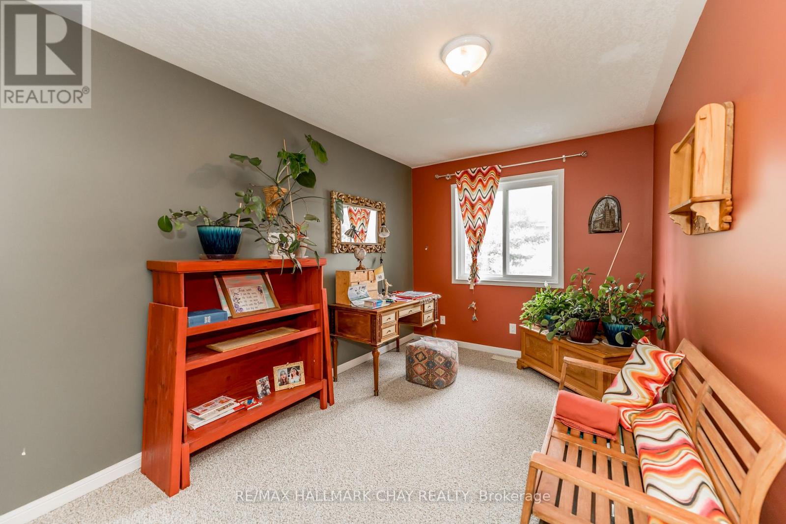 #9 488 YONGE STREET - 18