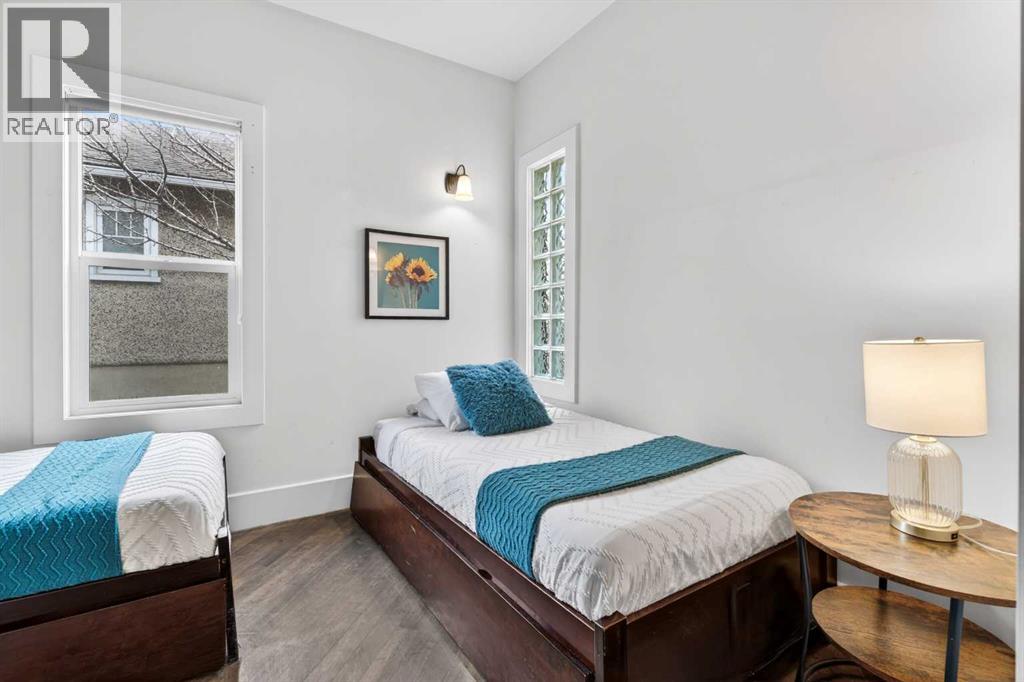 714 7 Avenue NE - 17