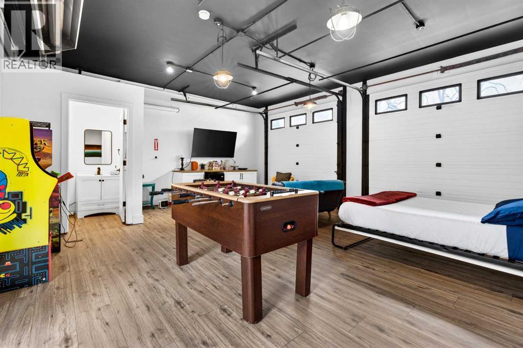 714 7 Avenue NE - 38