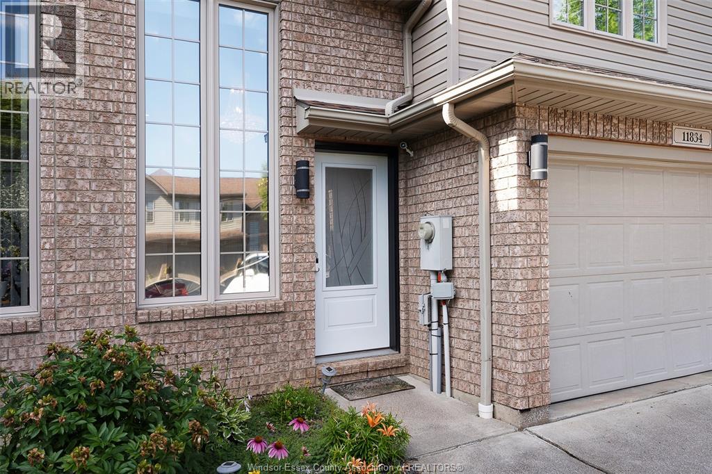 11834 ROCKLAND - 2