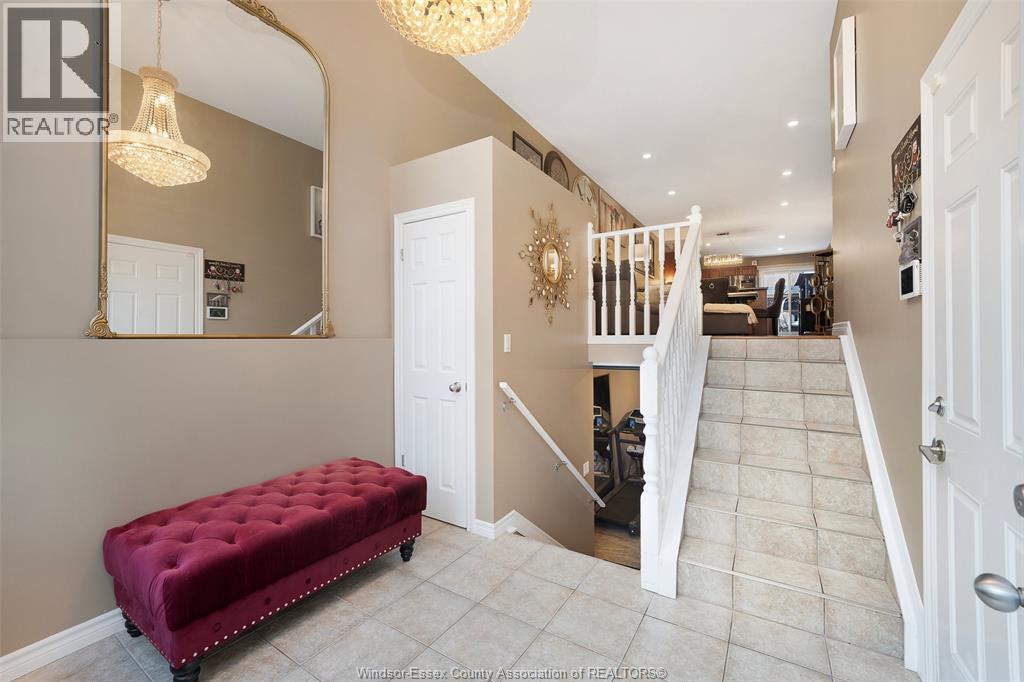 11834 ROCKLAND - 4