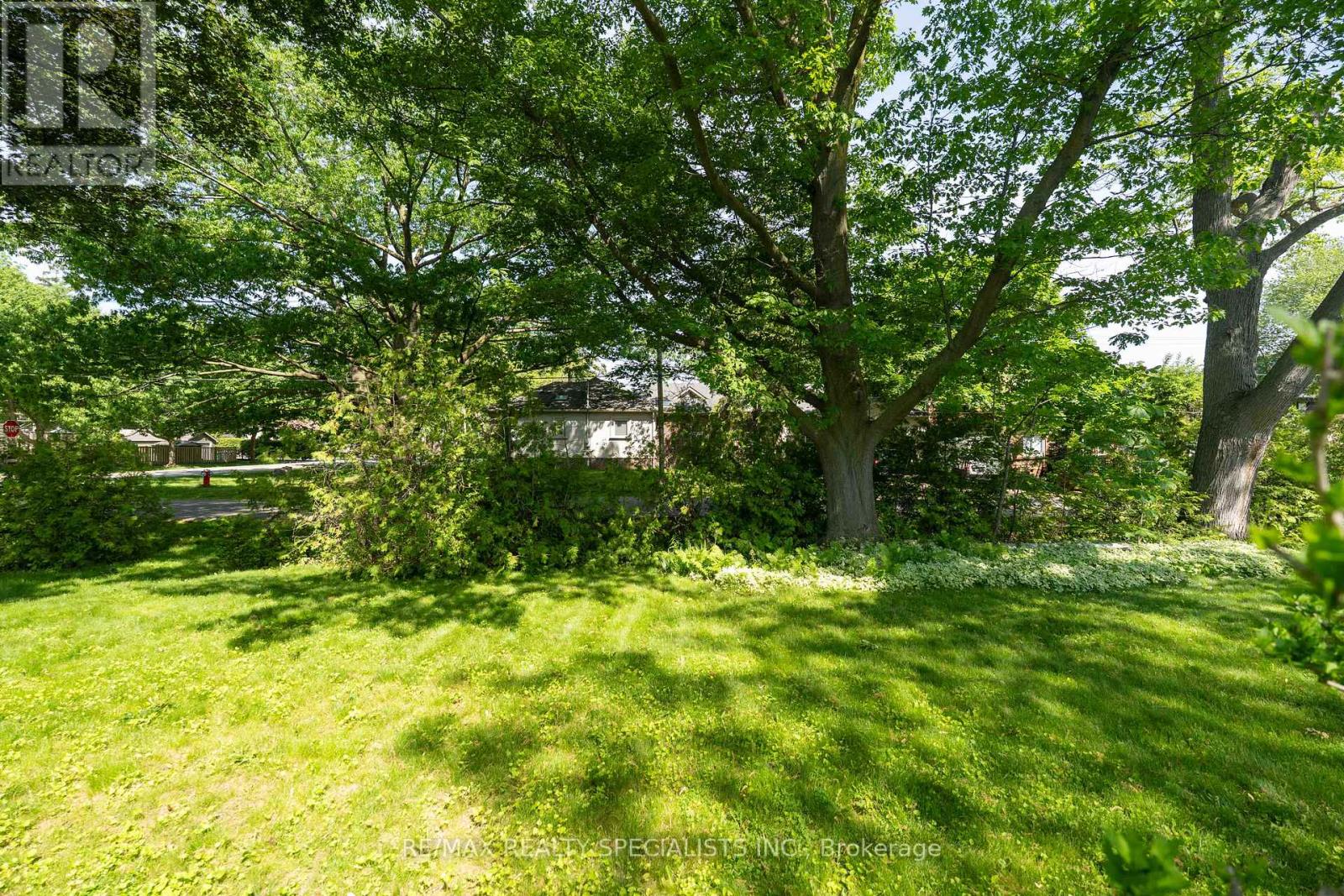 1481 GARNET AVENUE - 6