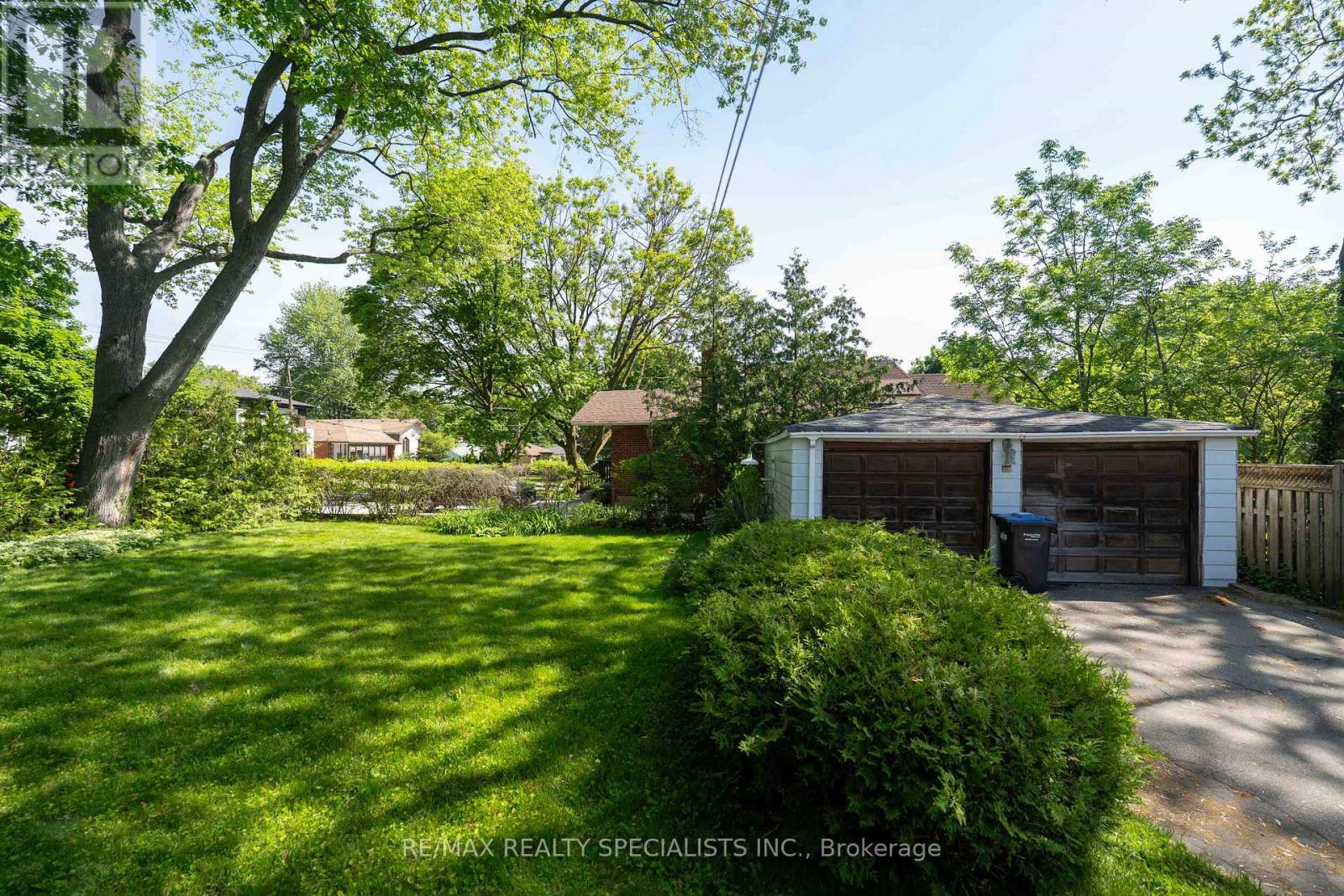 1481 GARNET AVENUE - 9