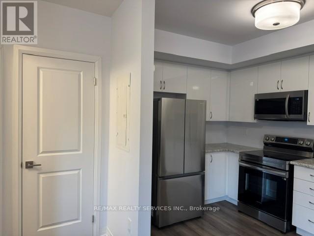 #1 15 FIELDRIDGE CRESCENT - 10