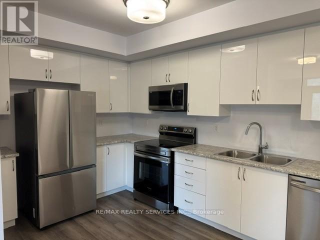 #1 15 FIELDRIDGE CRESCENT - 5