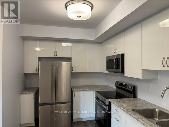 #1 15 FIELDRIDGE CRESCENT - 7