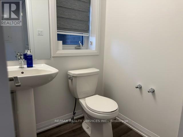 #1 15 FIELDRIDGE CRESCENT - 9