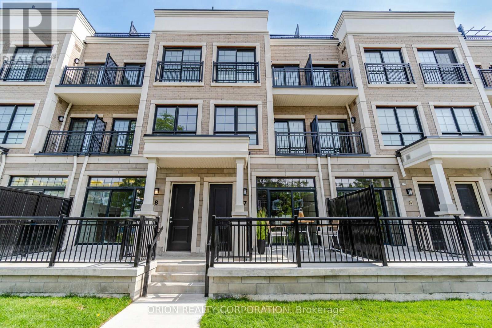 #7 95 BROOKFIELD ROAD - 1