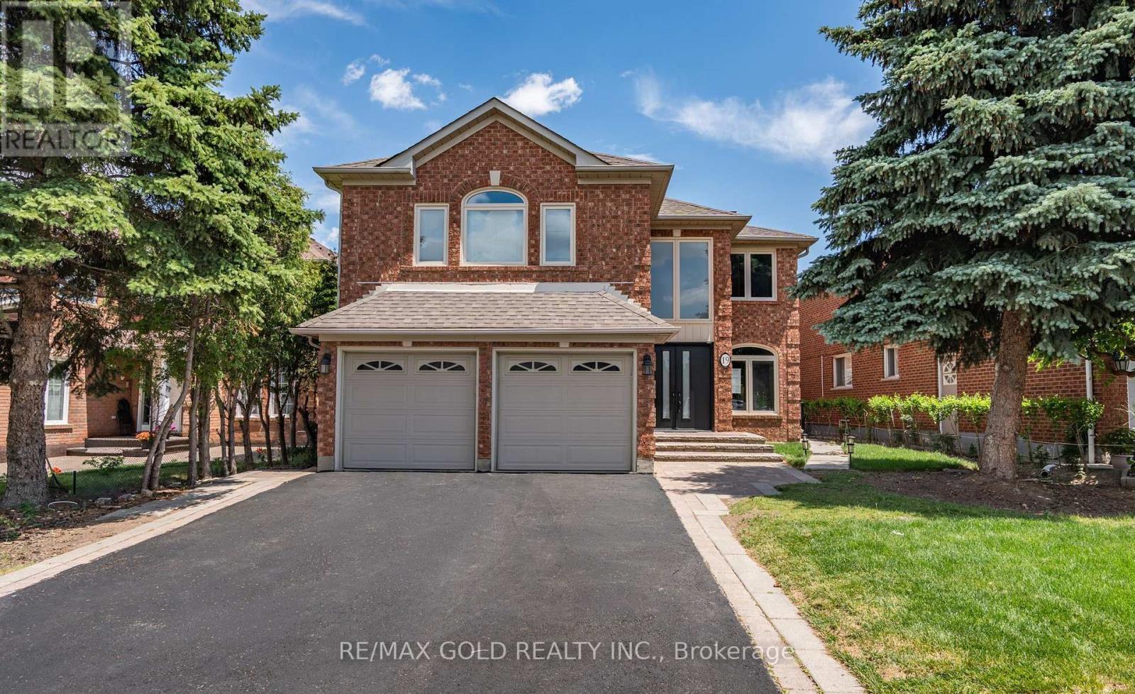 19 EAGLERIDGE DRIVE - 1