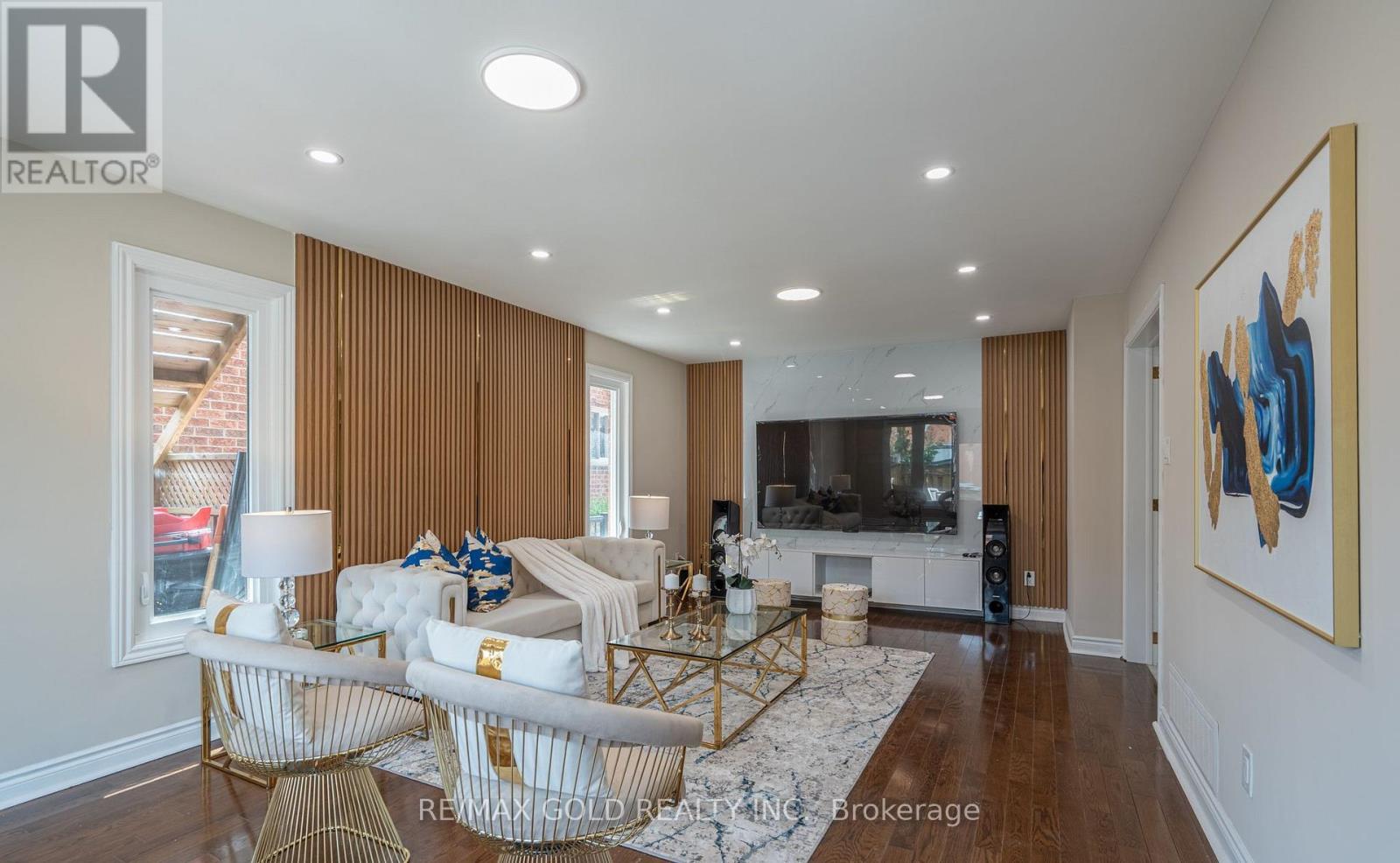 19 EAGLERIDGE DRIVE - 14