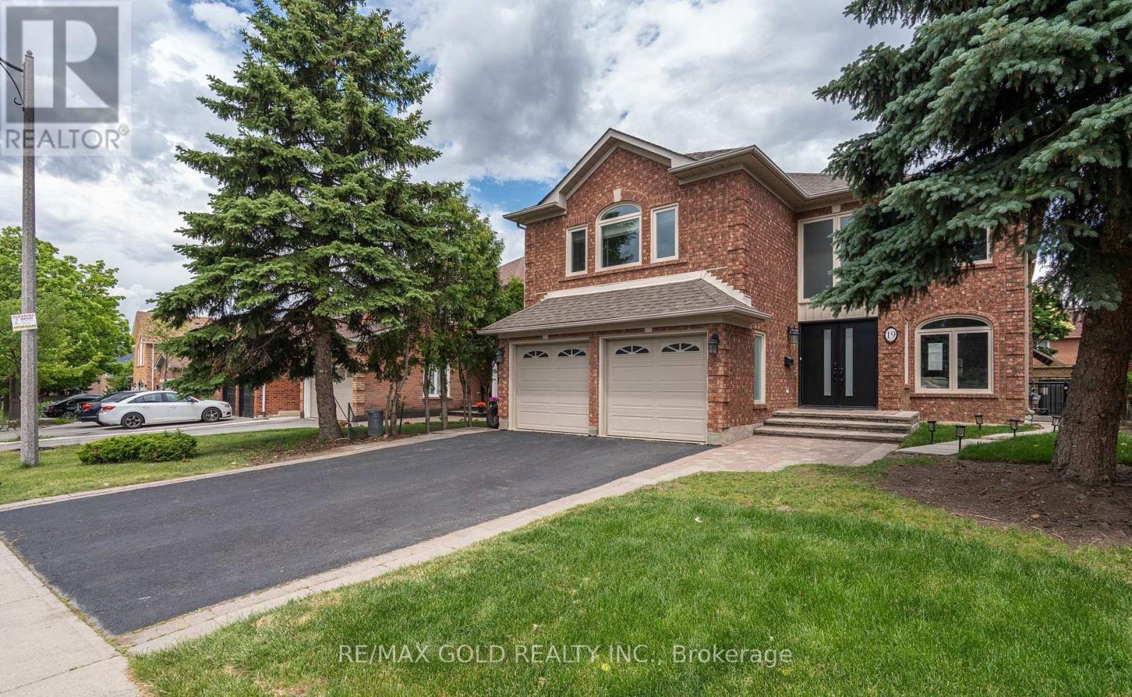 19 EAGLERIDGE DRIVE - 2