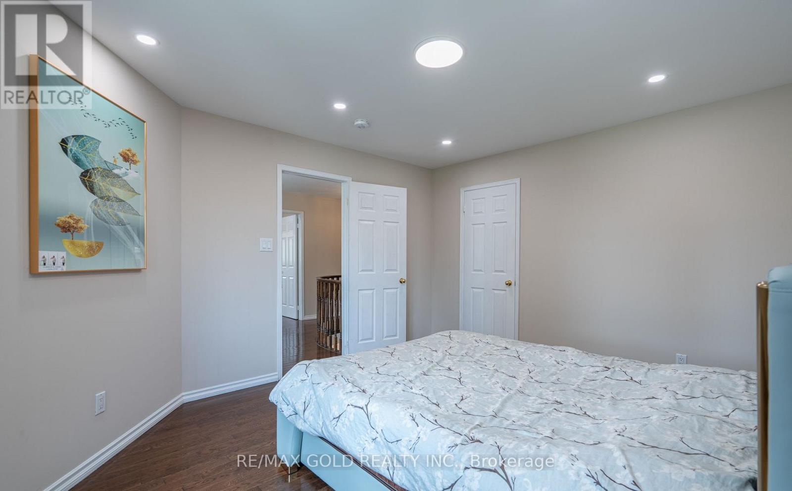 19 EAGLERIDGE DRIVE - 29