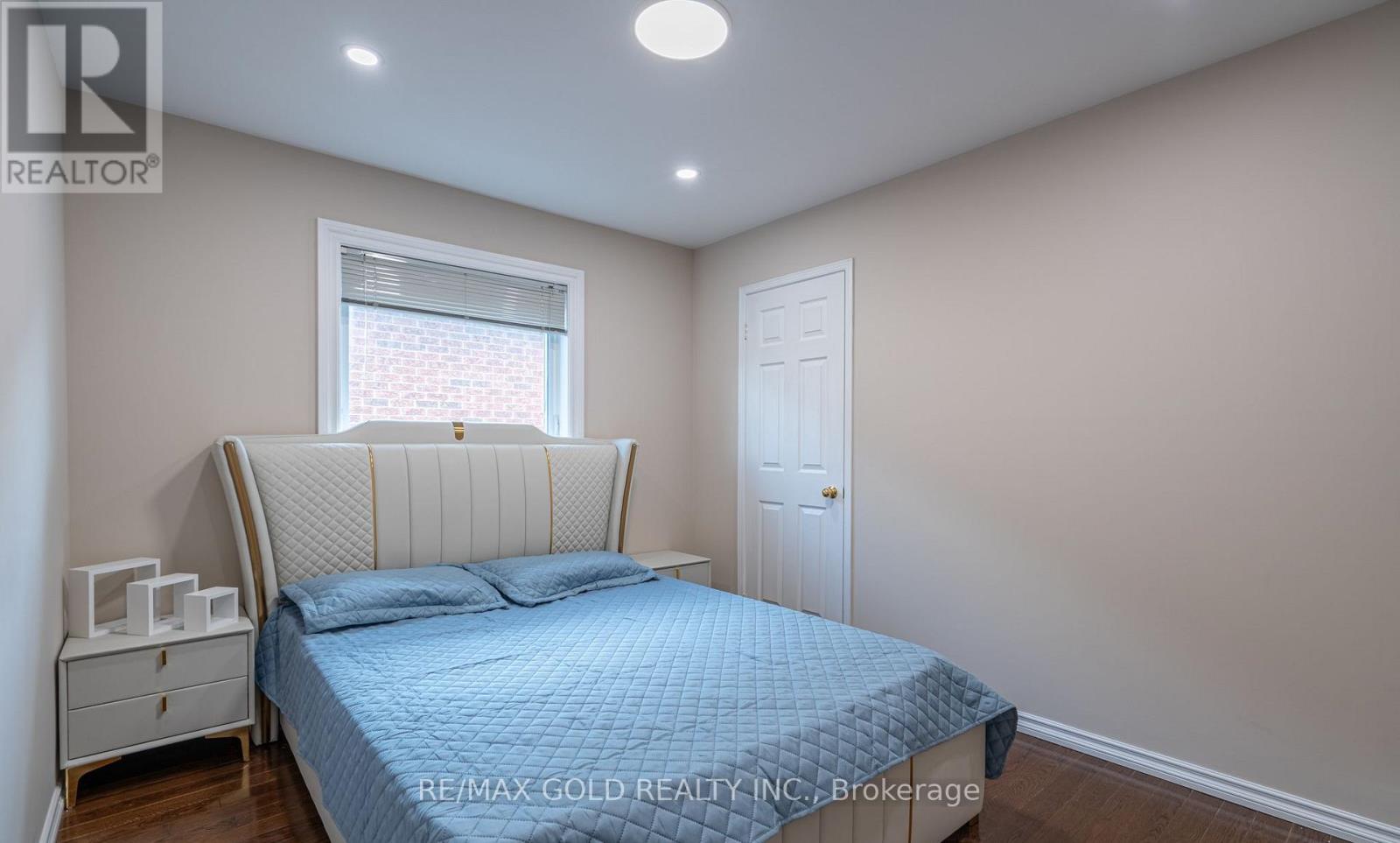 19 EAGLERIDGE DRIVE - 31