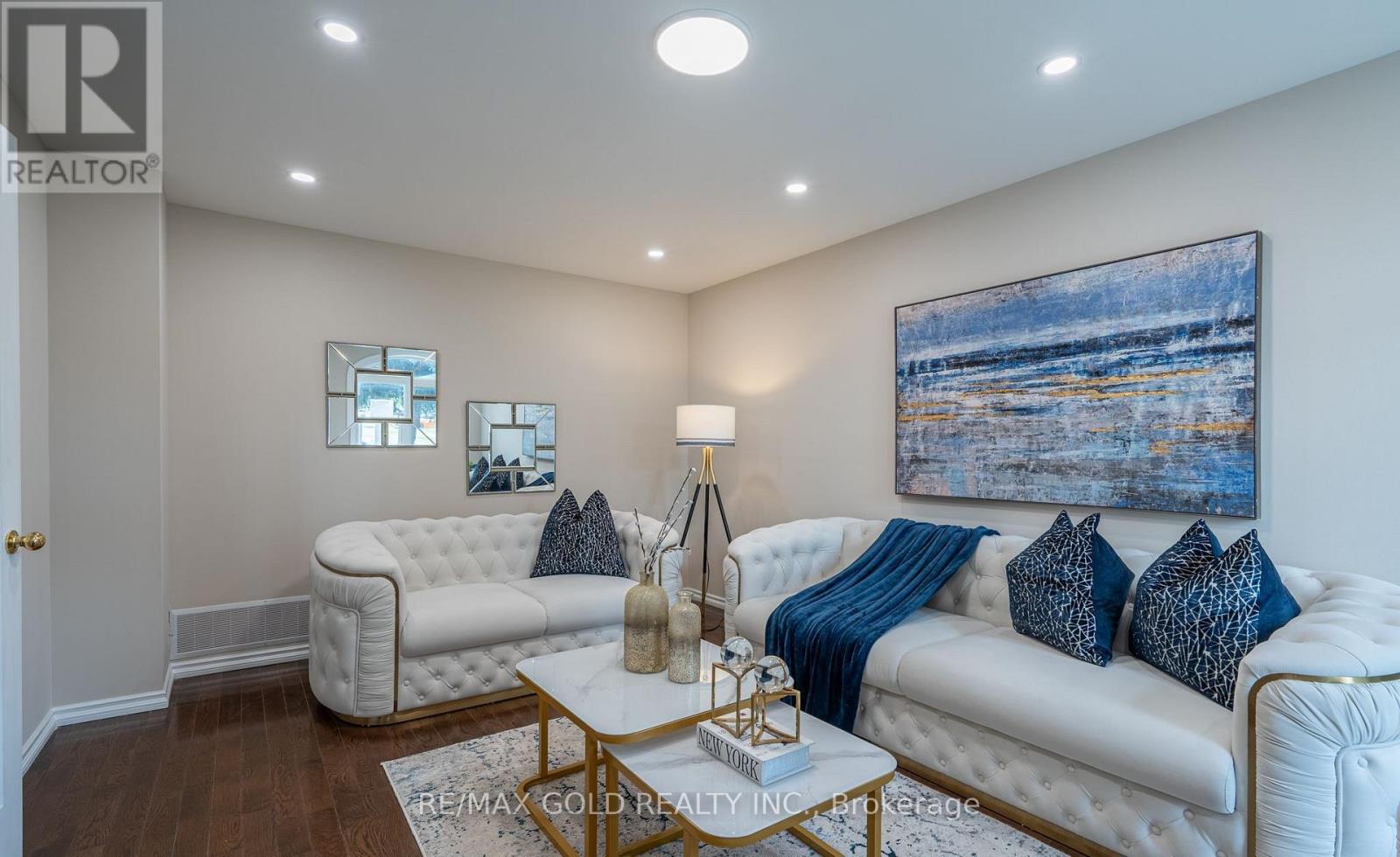 19 EAGLERIDGE DRIVE - 5