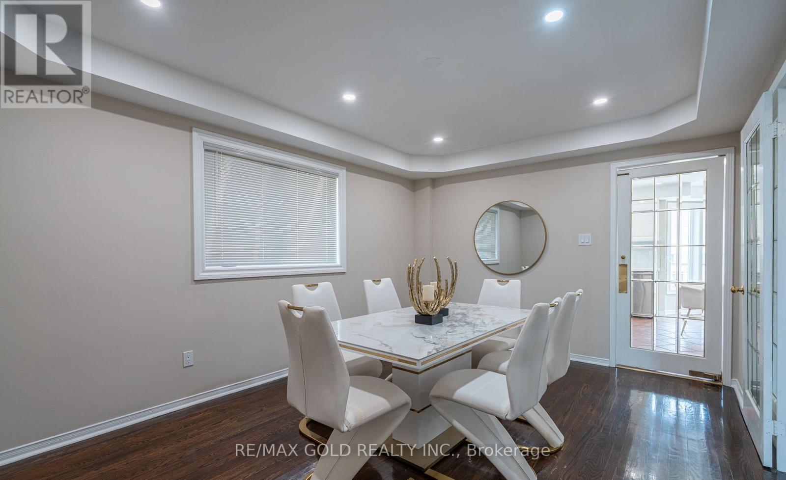 19 EAGLERIDGE DRIVE - 8