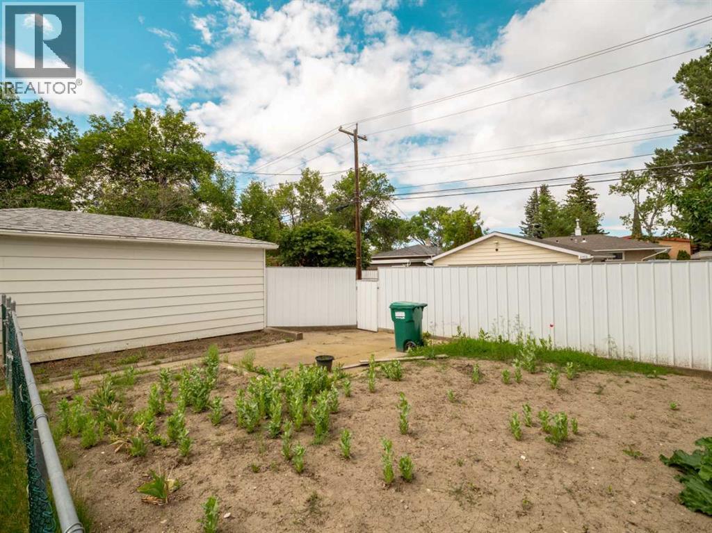 2405 13 Avenue S — photo 49