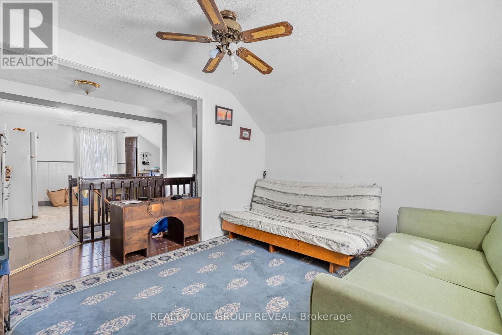 160 FARES STREET - 15