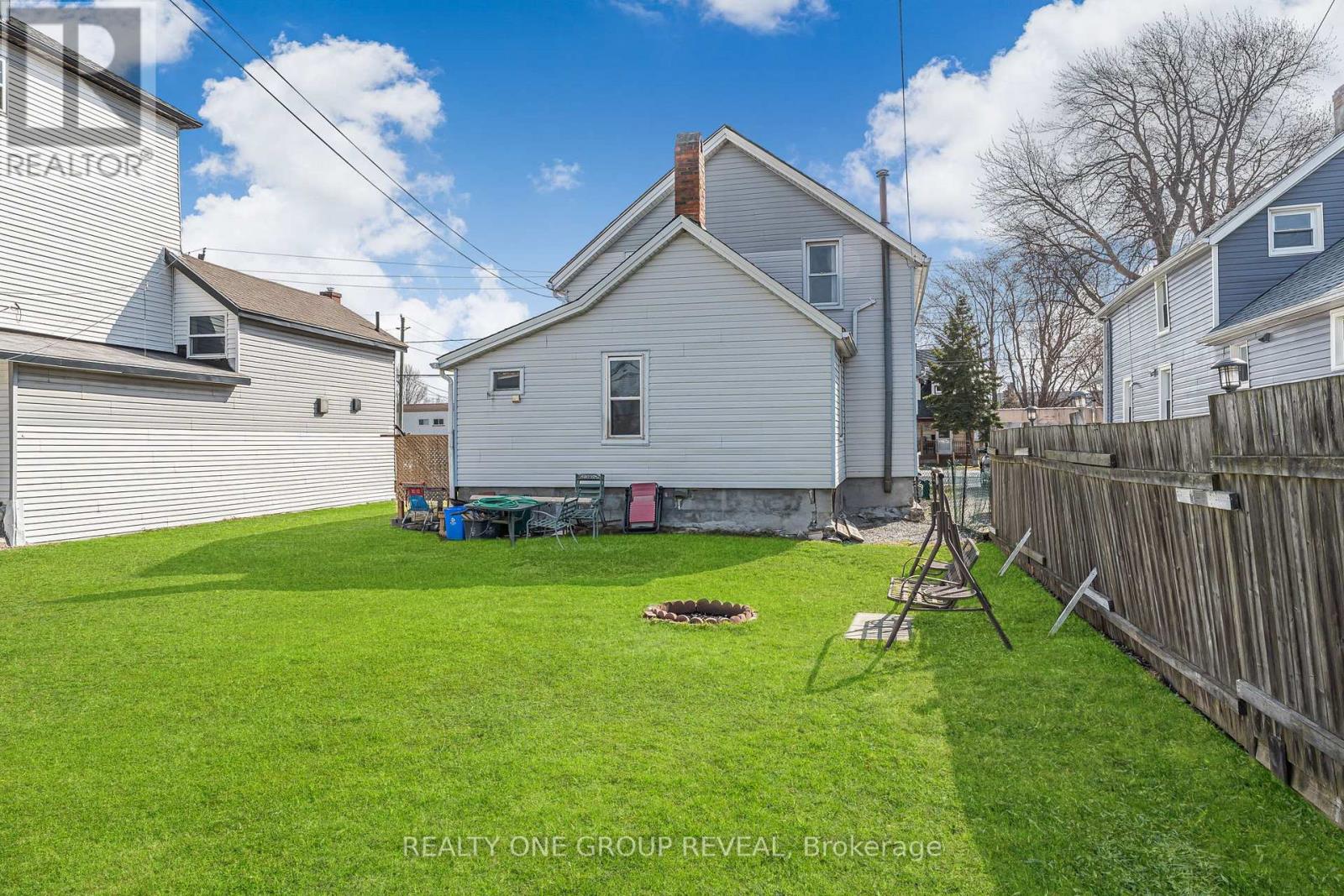 160 FARES STREET - 22