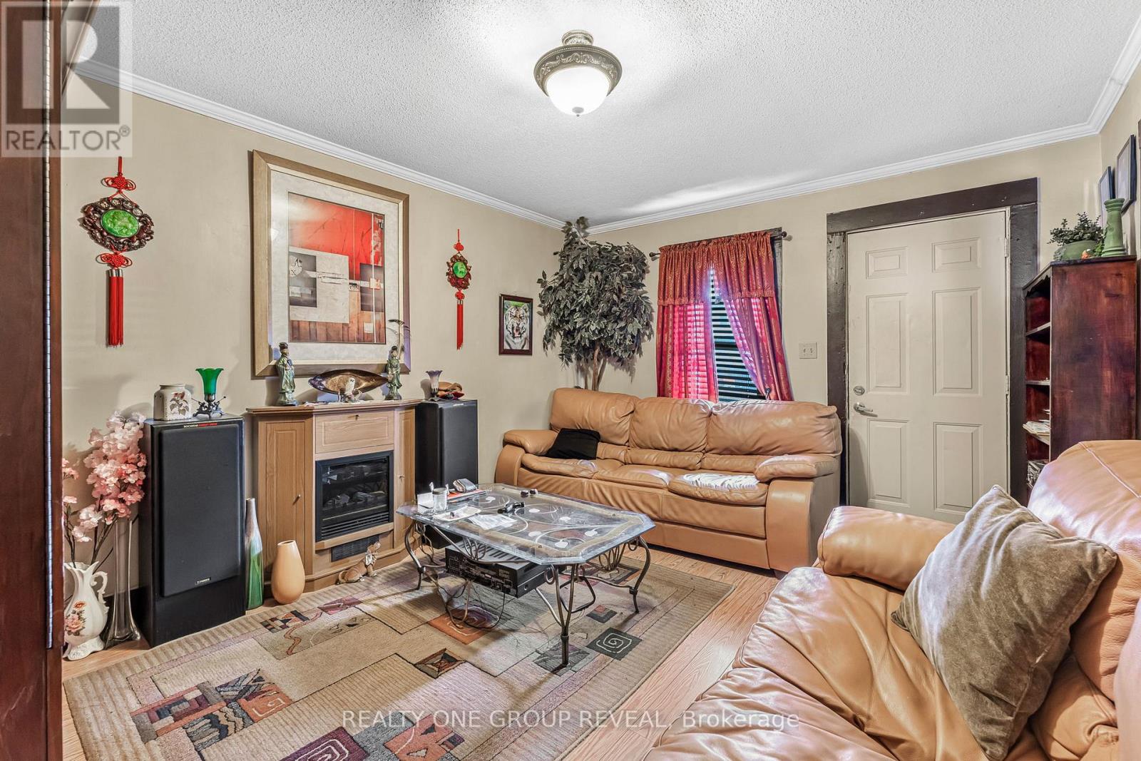 160 FARES STREET - 6