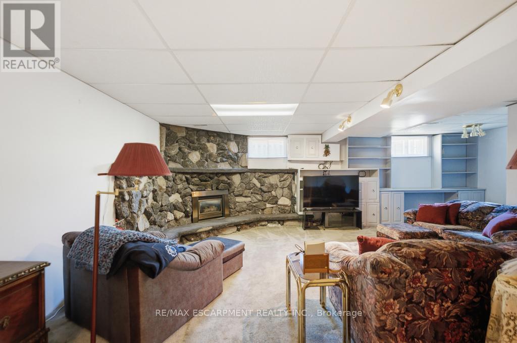 41 ORIOLE CRESCENT - 15