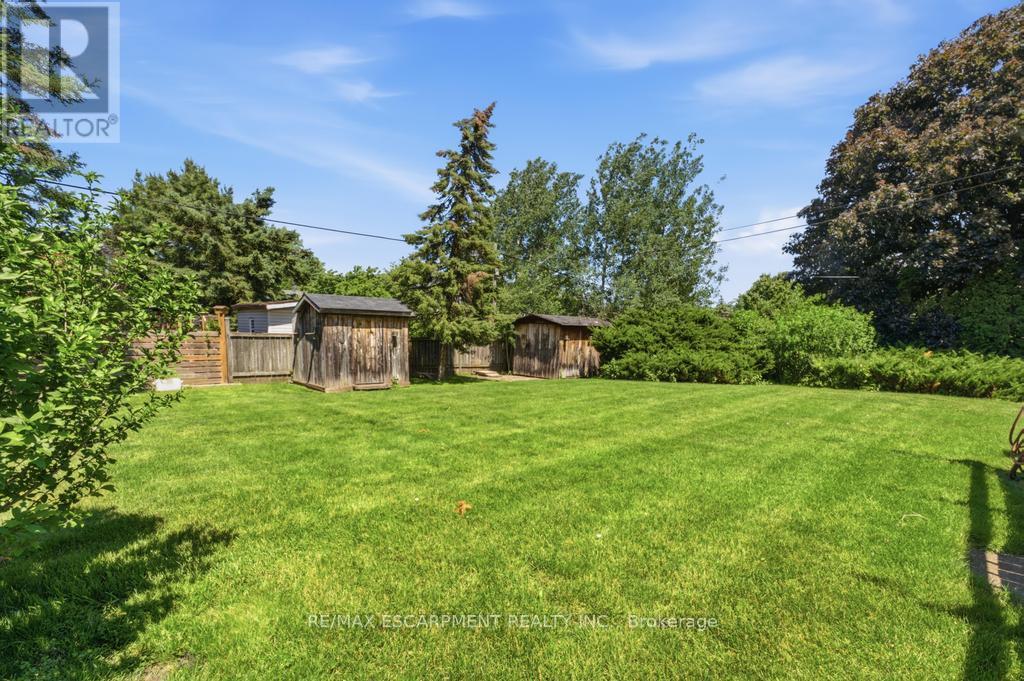 41 ORIOLE CRESCENT - 21