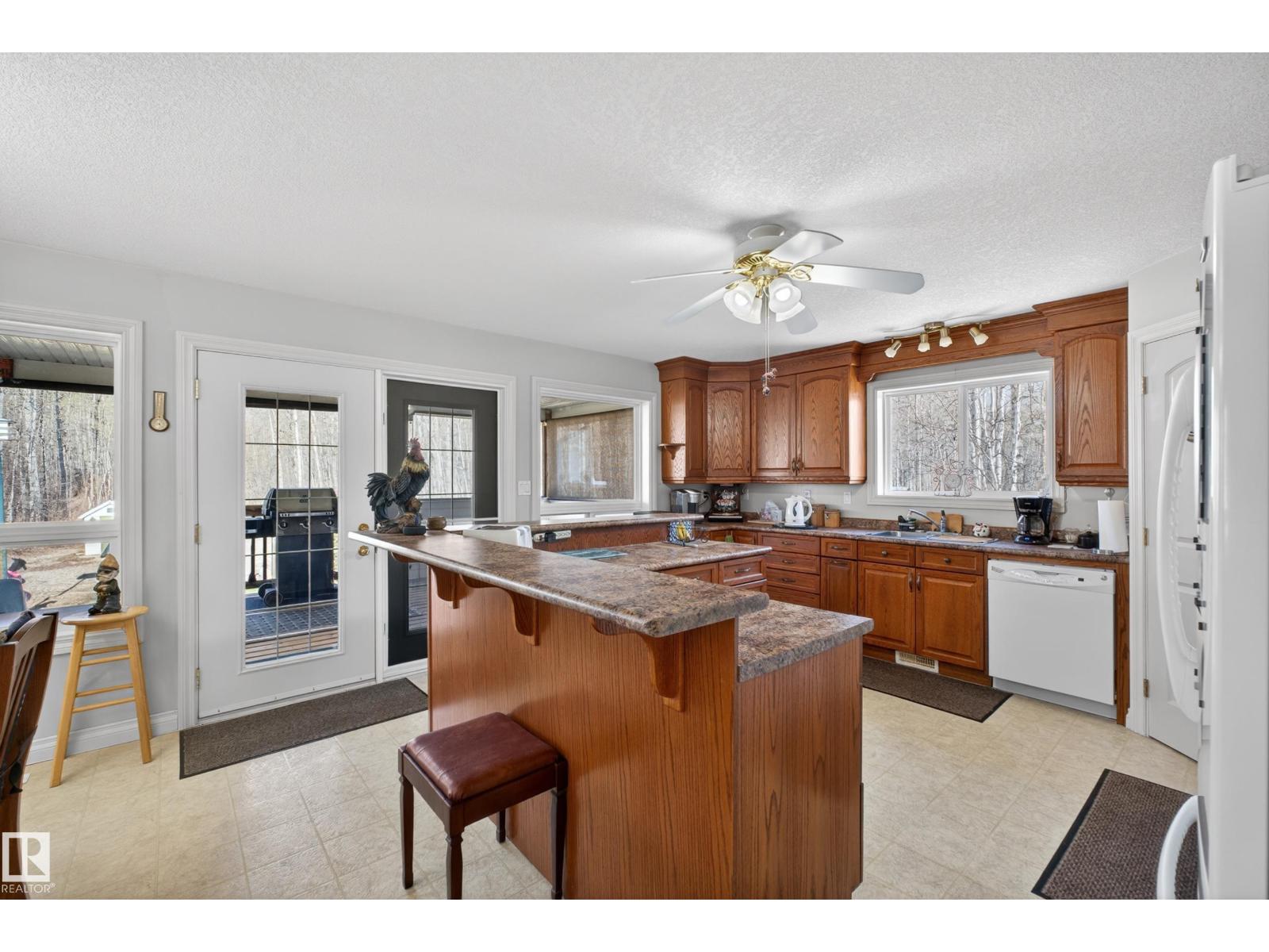 #111 3406 TOWNSHIP ROAD 552 - 21