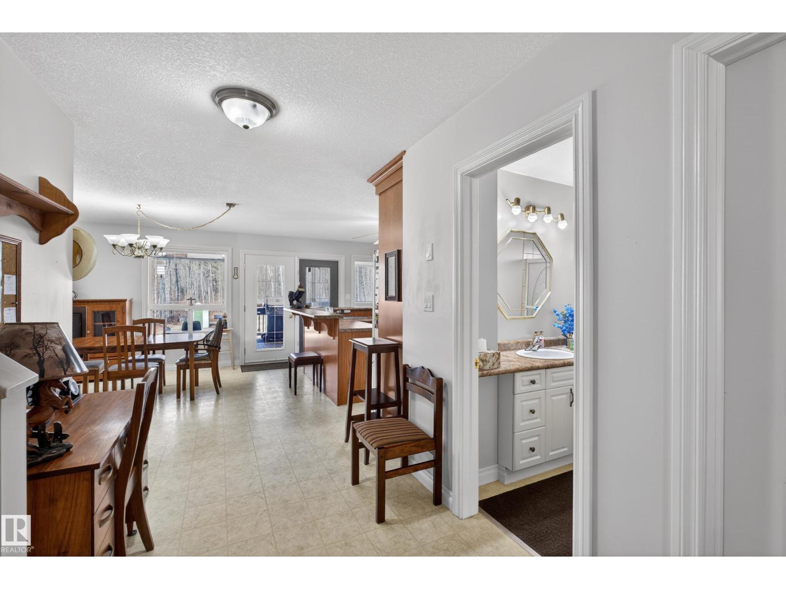 #111 3406 TOWNSHIP ROAD 552 - 19