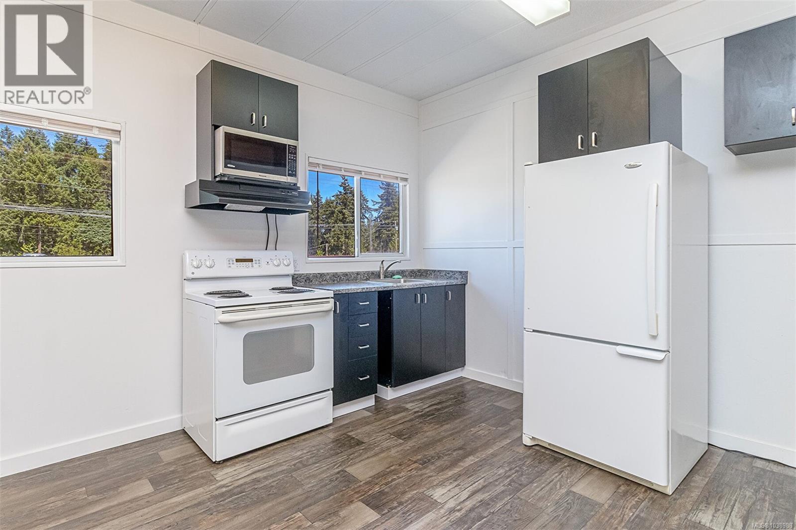 3044 Alberni Hwy - 54