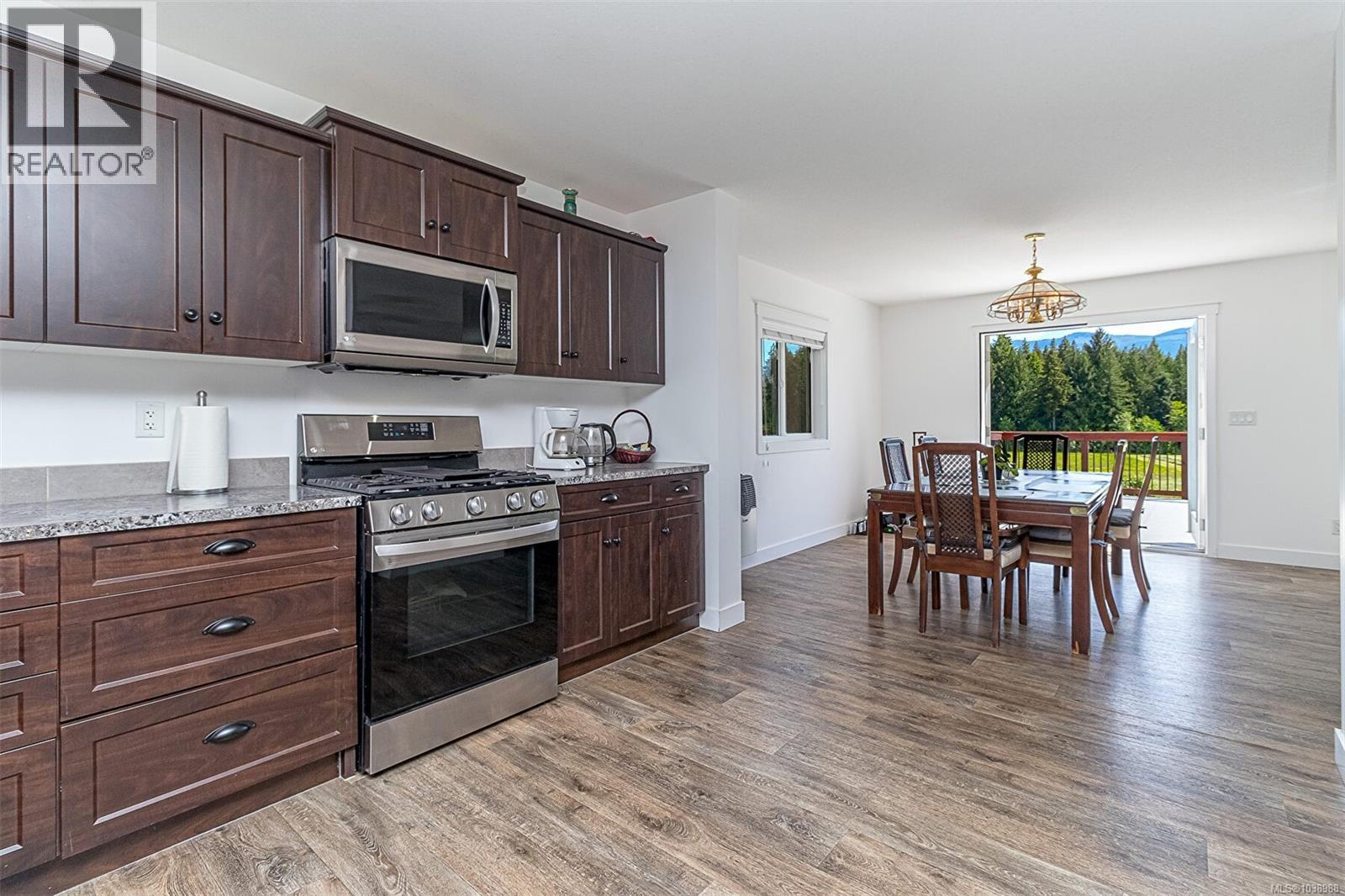 3044 Alberni Hwy - 18