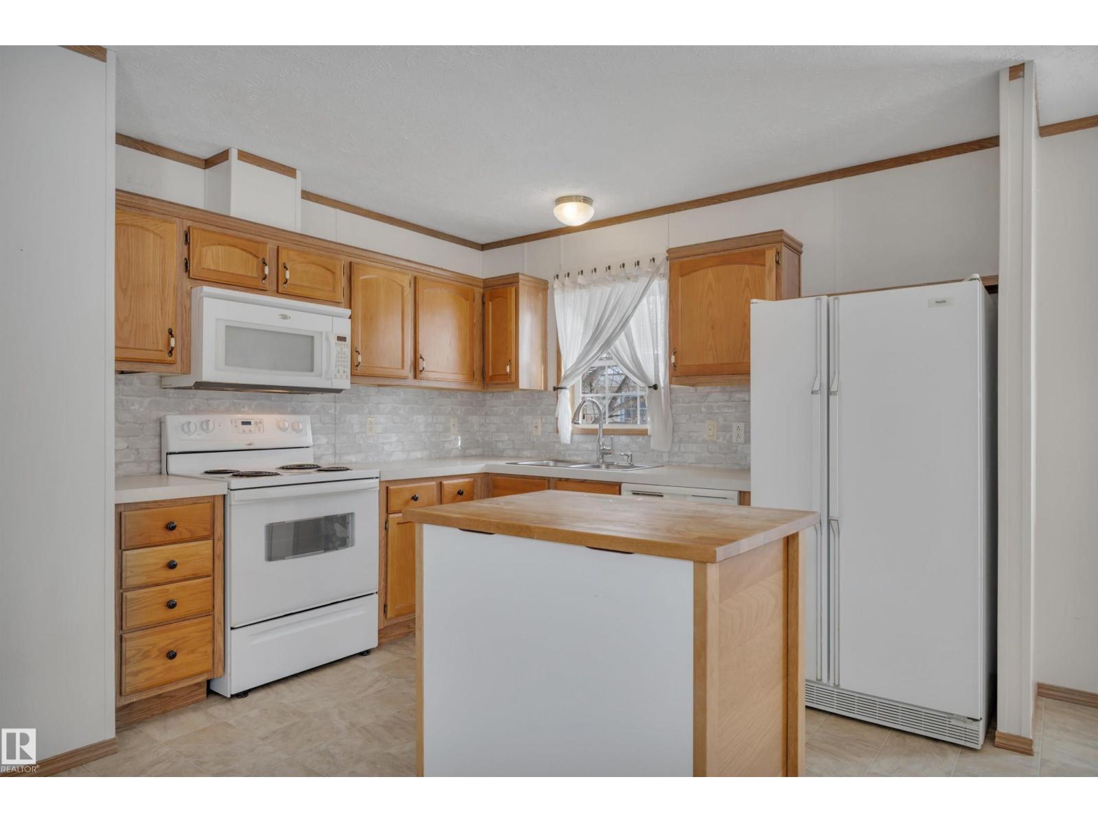 44 Village Green Mobile Home Park - 12