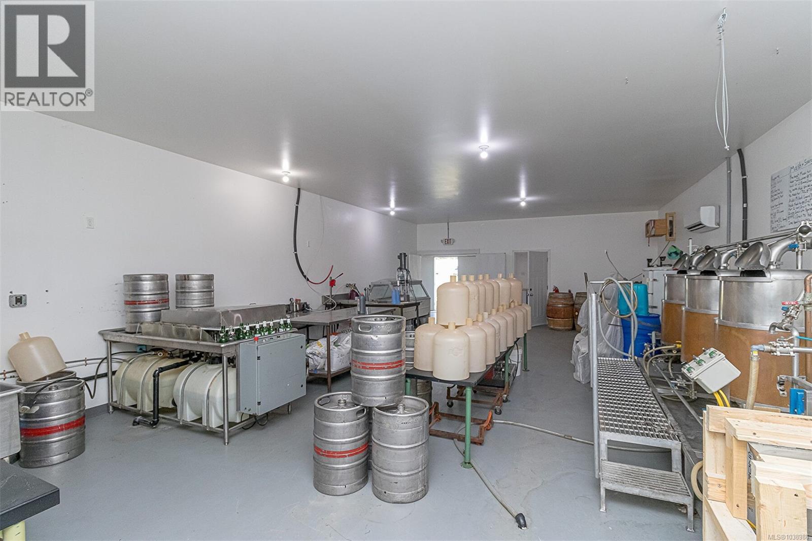 3044 Alberni Hwy - 59