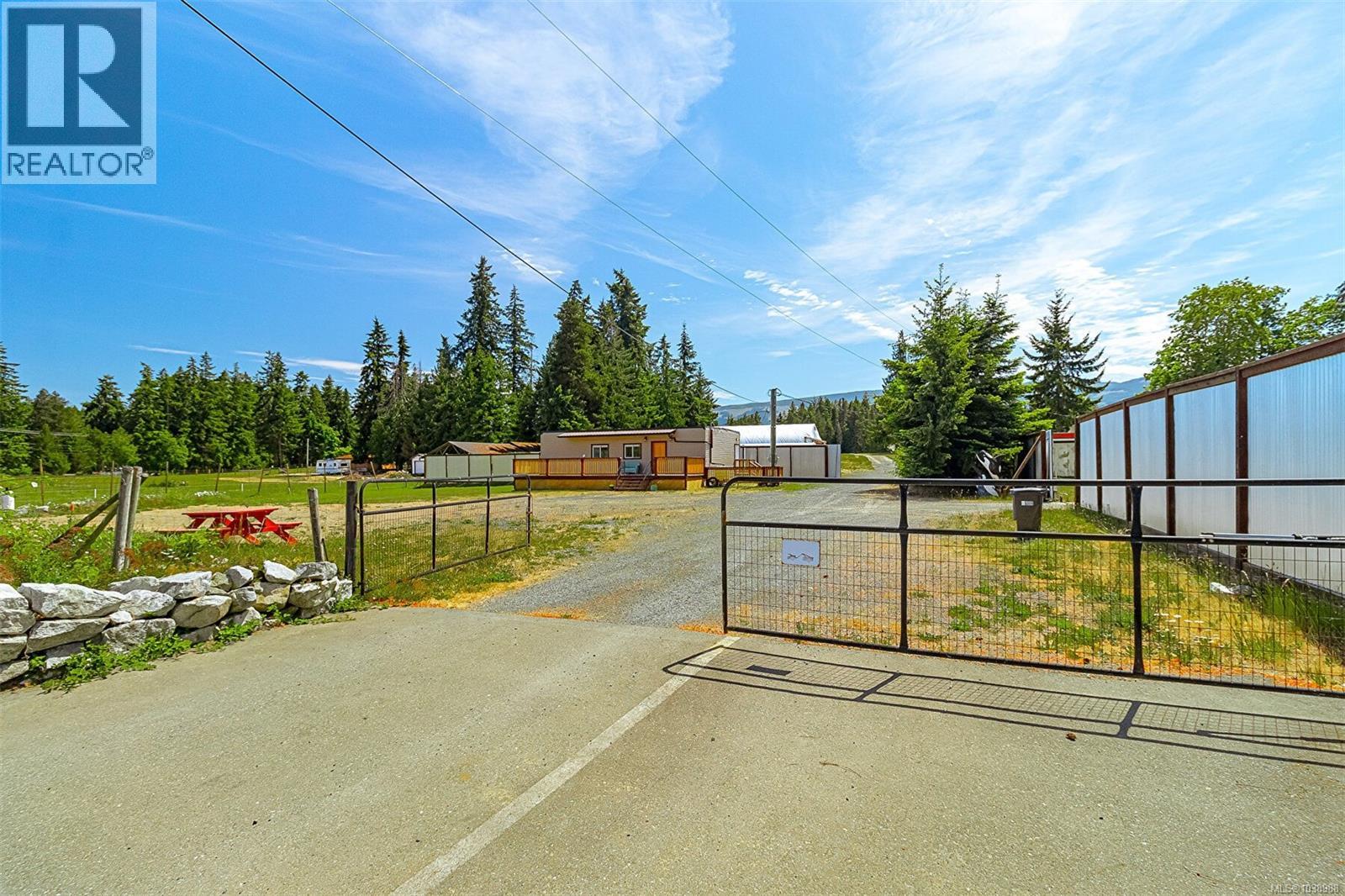 3044 Alberni Hwy - 39
