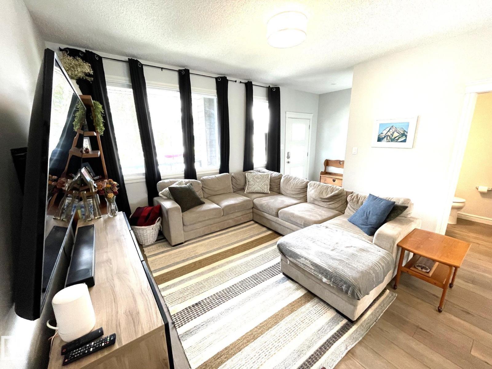 19227 27 AV NW - 9