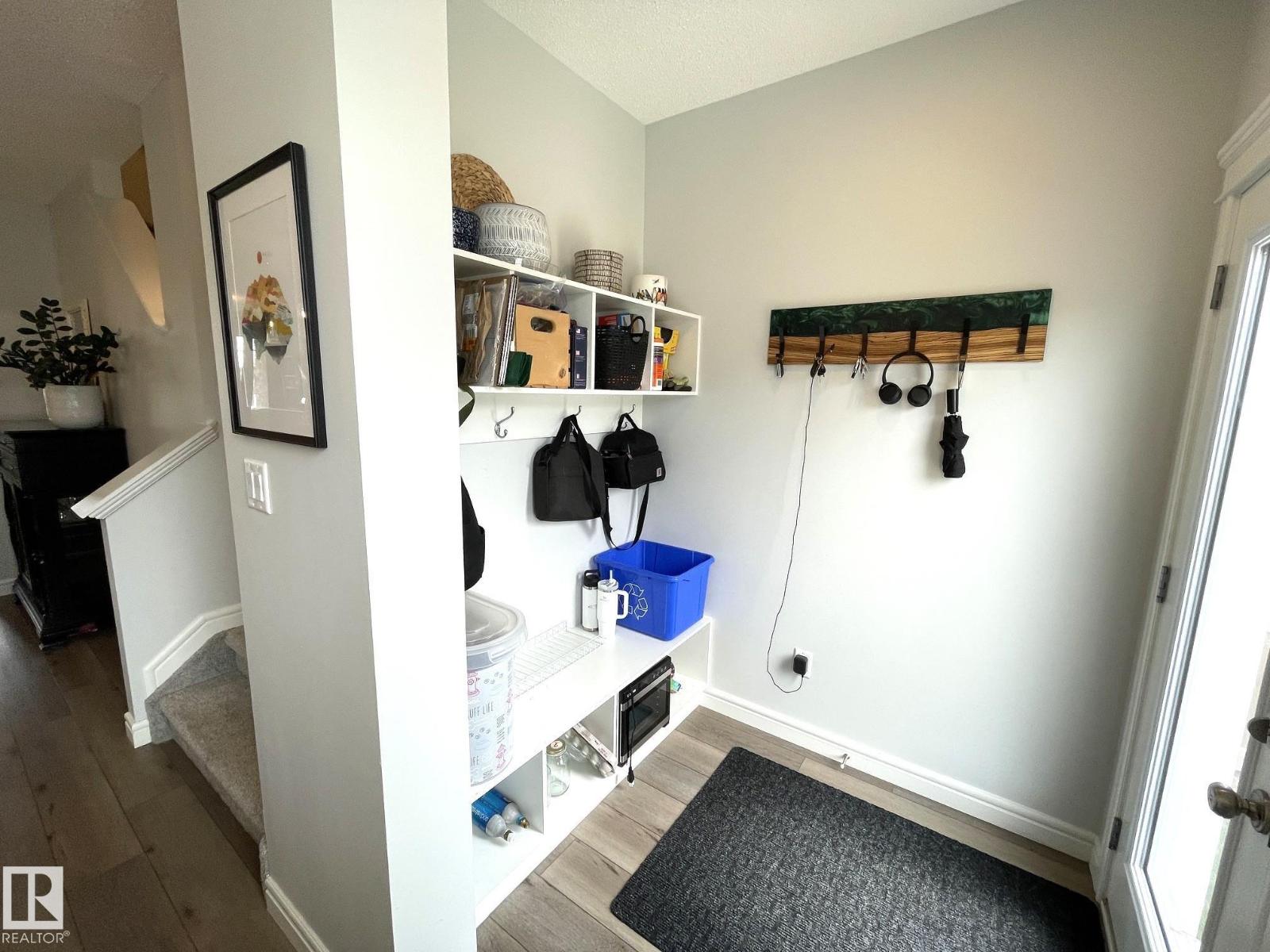 19227 27 AV NW - 13
