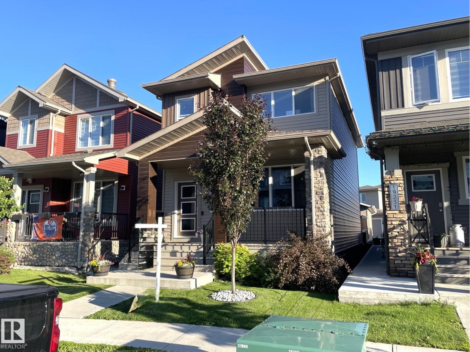 19227 27 AV NW - 1